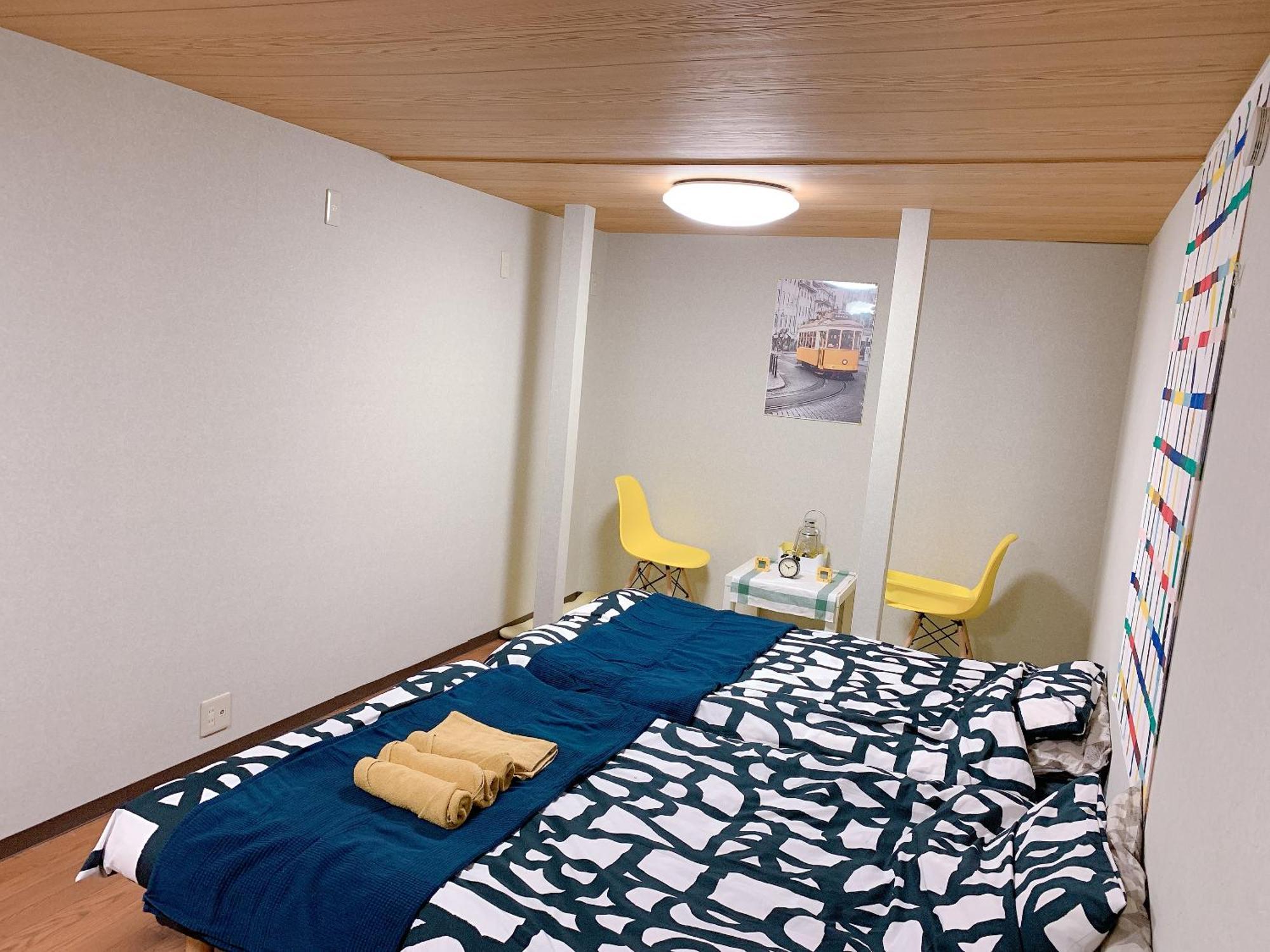 鶴橋戸建て Apartment