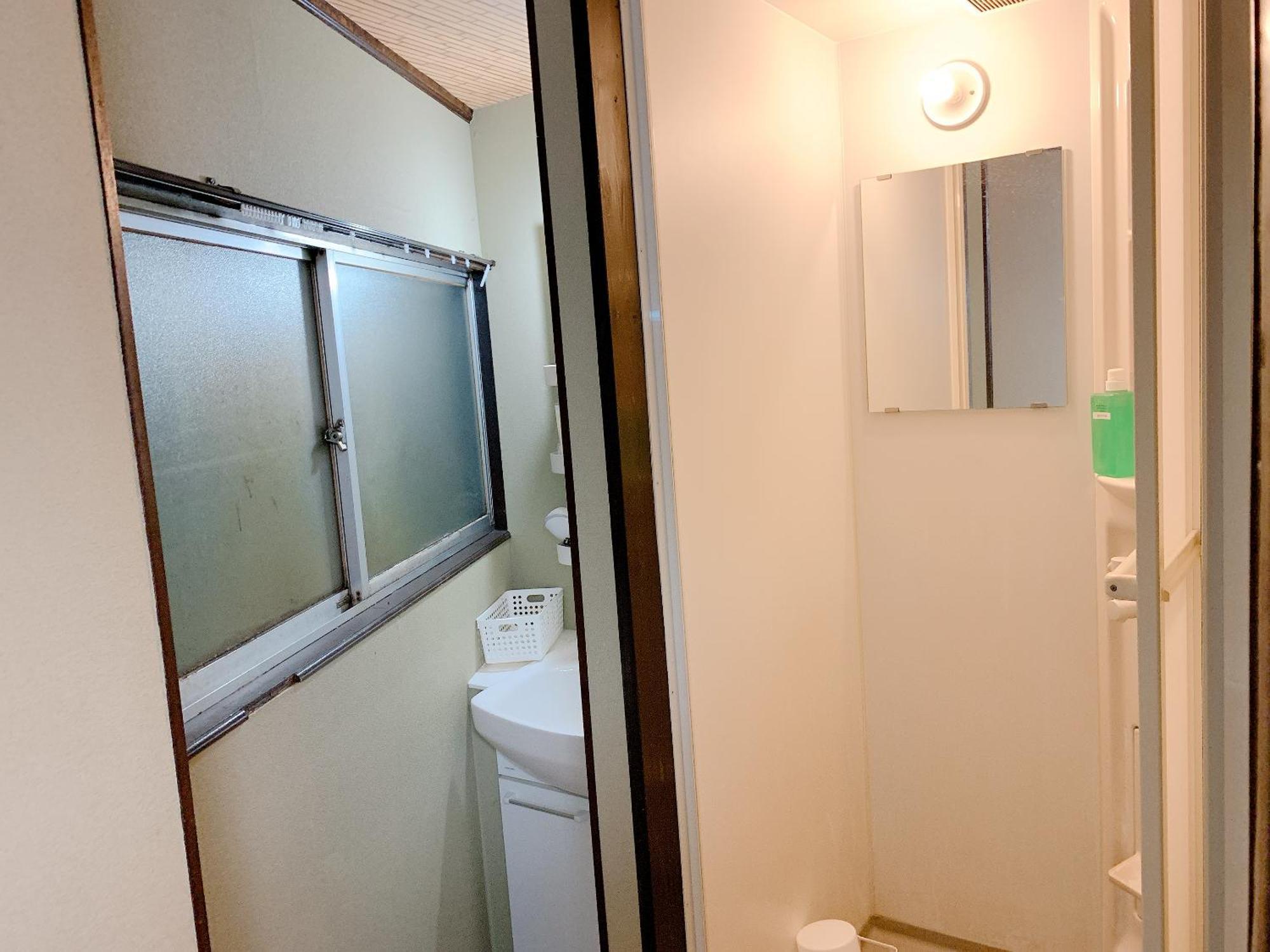 鶴橋戸建て Apartment *