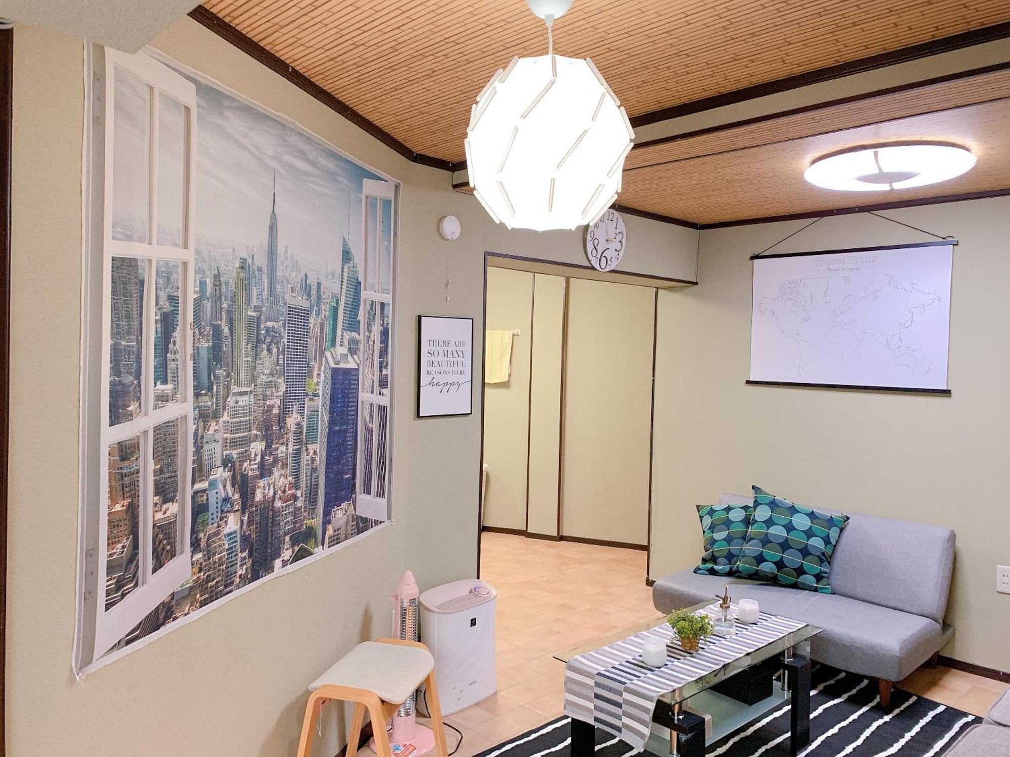 鶴橋戸建て Apartment